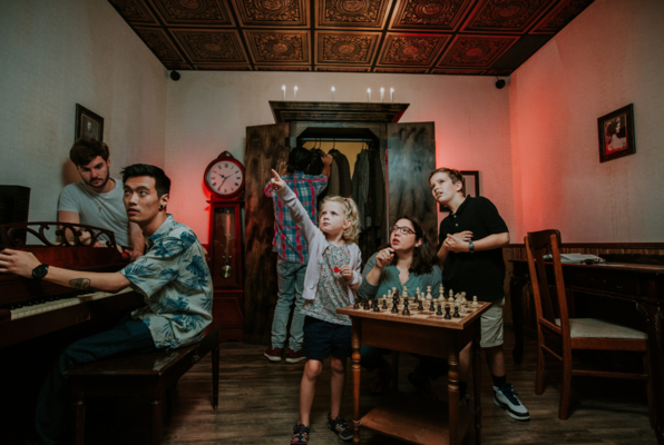 Mystery Mansion (Breakout Games - Milwaukee) Escape Room