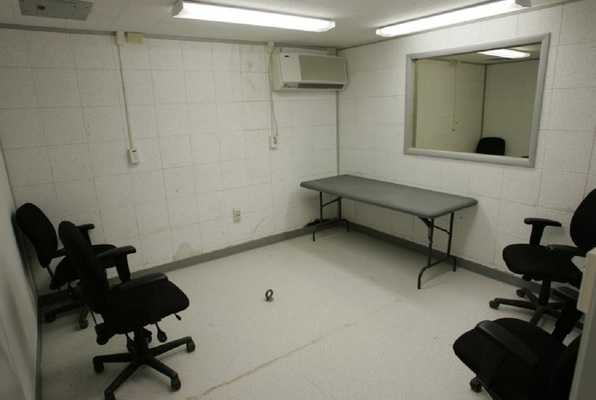 The Interrogation Room (Can You Escape? LI) Escape Room