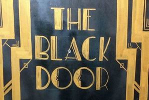 Квест The Black Door