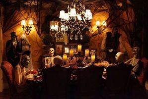 Квест The Not So Perfect Dinner Party