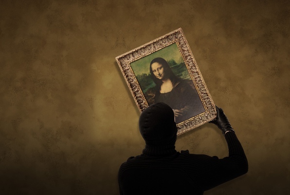 Who Stole Mona?