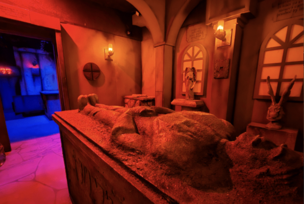 Mystery in the Mausoleum (Hourglass Escape Rooms) Escape Room