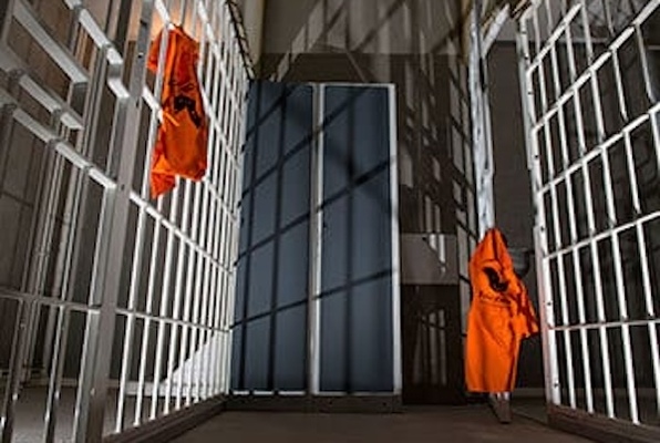 Prison Break (Fox in a Box Perth) Escape Room