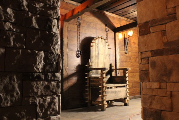 Medieval Dungeon (Brooklyn Escape Room) Escape Room