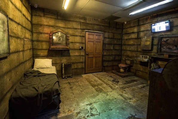 The Cabin (NM Escape Room) Escape Room