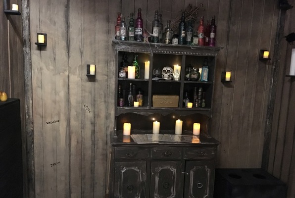 The Witch's Spell (Vault Escape) Escape Room