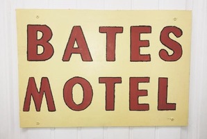 Квест Bates Motel