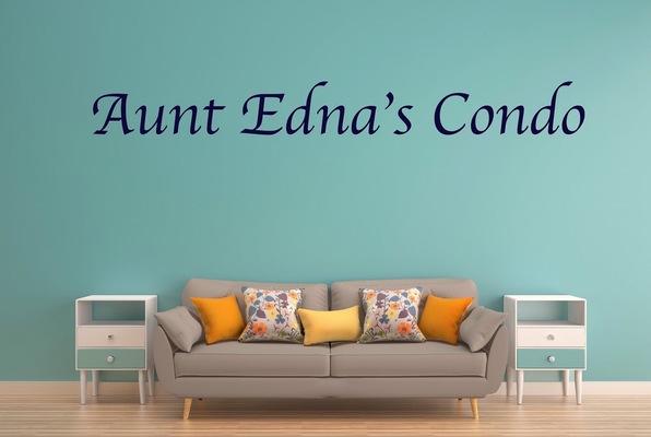 Aunt Edna's Condo (La Crosse Escape Room) Escape Room