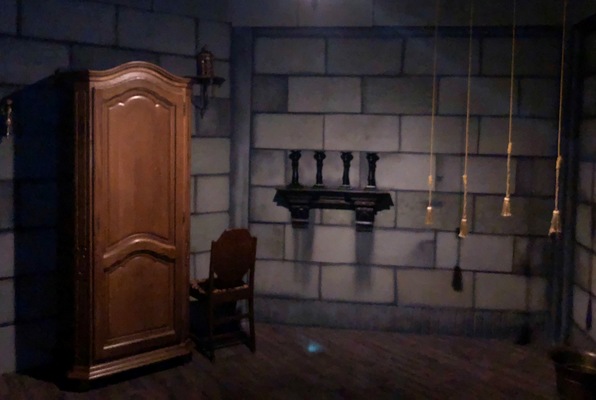 Merlin's Secret Chamber (Headcase Escape Adventures) Escape Room