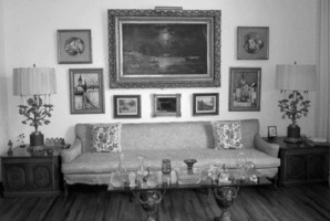 Квест Grandma's Living Room