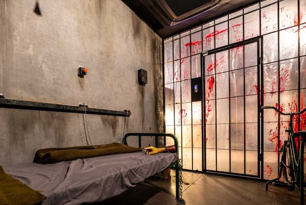 Torture Chamber (Scavenger Escape) Escape Room