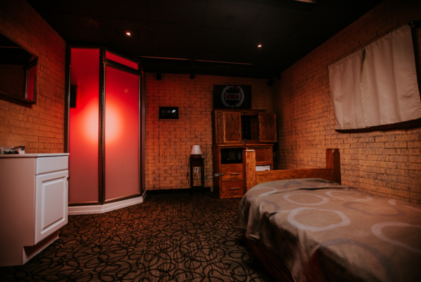 Do Not Disturb (Breakout Games - Minneapolis) Escape Room