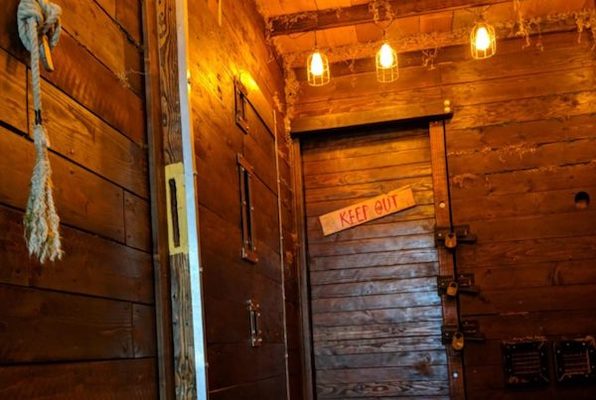 The Lost Expedition (Steal and Escape) Escape Room